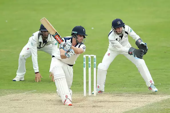 The 22-year-old former Yorkshire batsman has penned a two-year contract with the county side.
