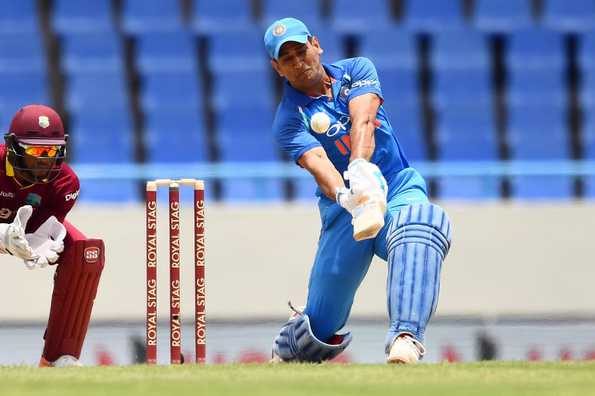 MS Dhoni stroked four boundaries and two sixes in his unbeaten 79-ball 78 MS Dhoni stroked four boundaries and two sixes in his unbeaten 79-ball 78