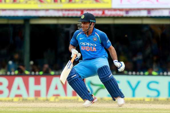 MS Dhoni had to make a U-turn midway as Kedar Jadhav was ball-watching