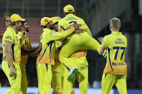 Dhoni's late assault helped CSK post 177