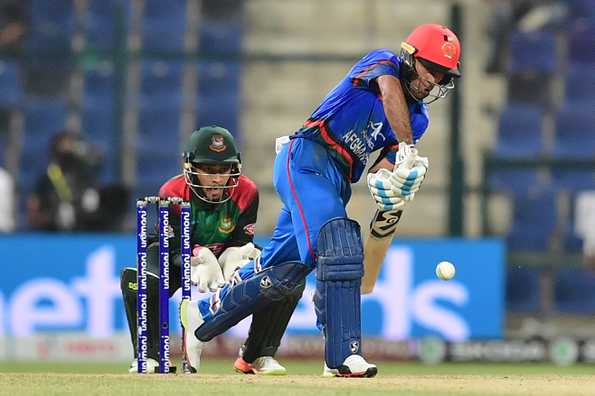 Shahidi dropped anchor again with a fine 71 before succumbing to a slower ball off Mashrafe Shahidi dropped anchor again with a fine 71 before succumbing to a slower ball off Mashrafe