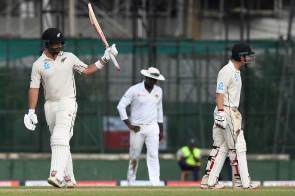 Colin de Grandhomme slammed a 75-ball 83* Colin de Grandhomme slammed a 75-ball 83*