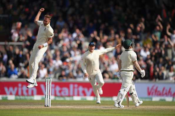 Stuart Broad picked the wicket of David Warner for the sixth time in this series.