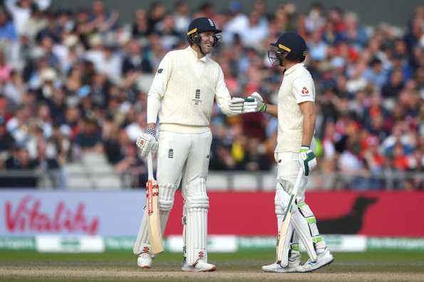 Buttler and Overton have put on 28 for the seventh wicket. Buttler and Overton have put on 28 for the seventh wicket.