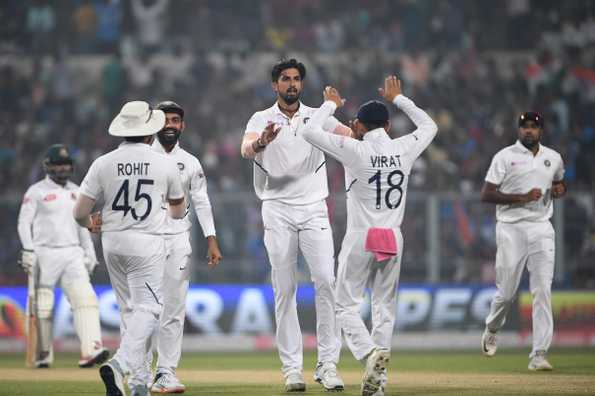 Ishant sent back both Bangladesh openers before Tea. Ishant sent back both Bangladesh openers before Tea.