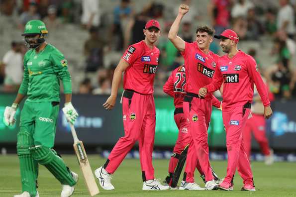 Sean Abbott picked up a three-wicket haul Sean Abbott picked up a three-wicket haul