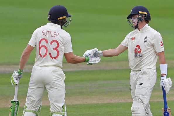 Pope and Buttler put on an unbeaten 136-run partnership for the fifth wicket Pope and Buttler put on an unbeaten 136-run partnership for the fifth wicket