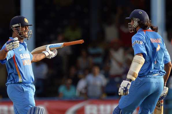 Dhoni averaged 102.71 in successful run-chases! Dhoni averaged 102.71 in successful run-chases!
