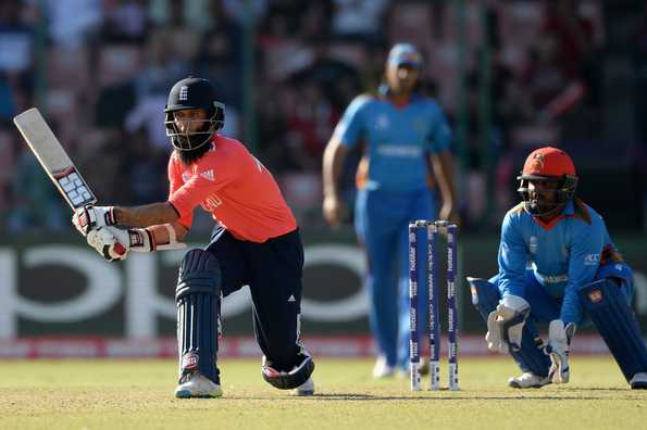 Moeen Ali struck four boundaries and a six in his unbeaten 33-ball 41