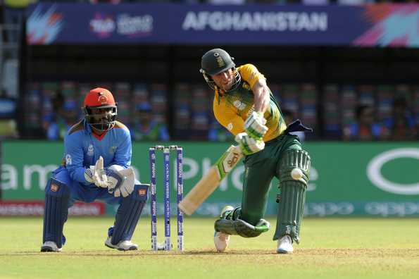 AB de Villiers smashed 4 boundaries and 5 sixes in his 29-ball knock AB de Villiers smashed 4 boundaries and 5 sixes in his 29-ball knock