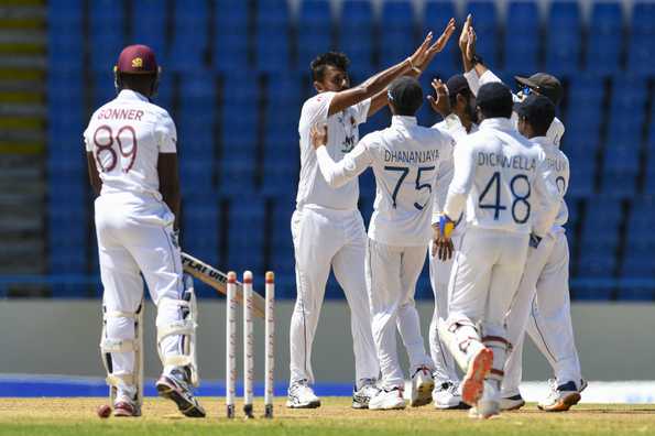 Lakmal picked up both the wickets that fell in the morning session. Lakmal picked up both the wickets that fell in the morning session.