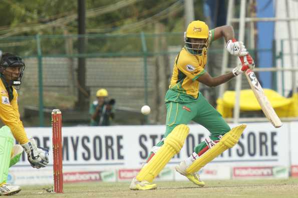 Ravikumar Samarth carried his bat to help Bijapur Bulls secure a seven-wicket win over Namma Shivamogga. Ravikumar Samarth carried his bat to help Bijapur Bulls secure a seven-wicket win over Namma Shivamogga.