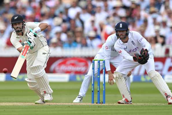 Daryl Mitchell and Tom Blundell added a half-century stand for the fifth wicket Daryl Mitchell and Tom Blundell added a half-century stand for the fifth wicket