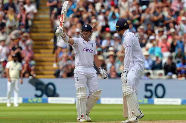 Lees and Crawley put India on the backfoot with a rollicking start