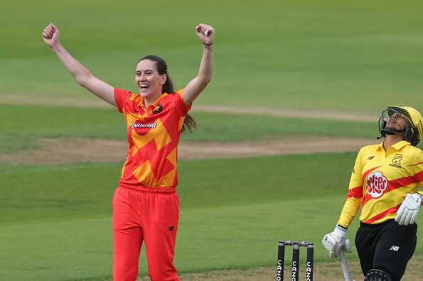 Emily Arlott picked up 3 for 19 to set up Phoenix's win against the Rockets Emily Arlott picked up 3 for 19 to set up Phoenix's win against the Rockets