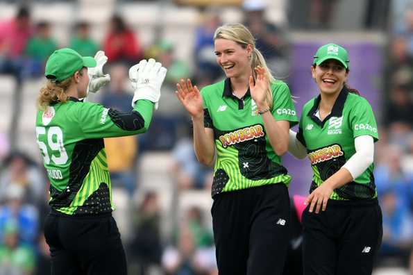 Lauren Bell took figures of 4 for 10.