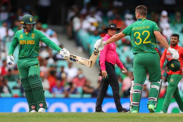 De Kock and Rossouw added 168 for the second wicket.