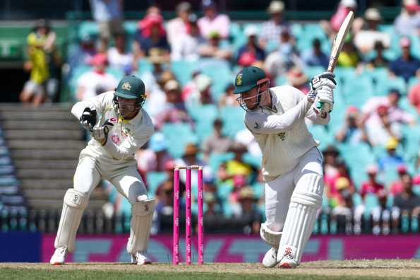 Simon Harmer was watchful and reached 45* off 140 balls at Lunch on Day 5. Simon Harmer was watchful and reached 45* off 140 balls at Lunch on Day 5.