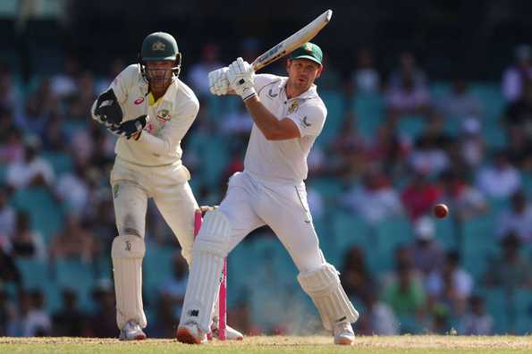 Sarel Erwee batted 125 balls for his unbeaten 42. Sarel Erwee batted 125 balls for his unbeaten 42.