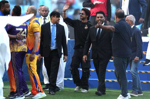 Shahrukh Khan, the owner of the Abu Dhabi Knight Riders, was a big draw on the opening night. Shahrukh Khan, the owner of the Abu Dhabi Knight Riders, was a big draw on the opening night.