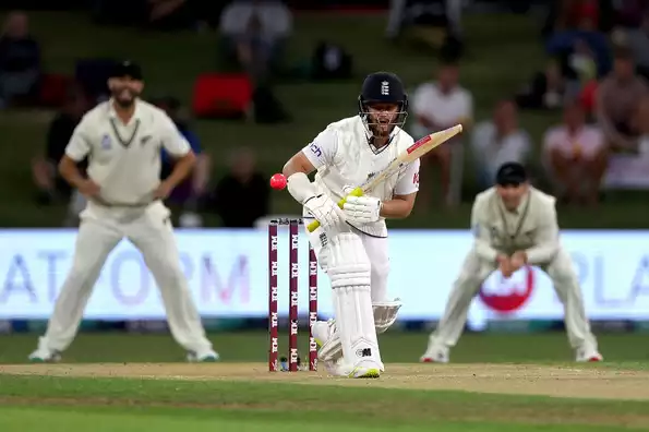 England lost openers Zak Crawley and Ben Duckett in yet another fast start in the second innings