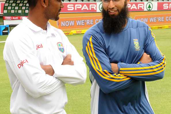 Ramdin(left) and Amla at the post-match presentation Ramdin(left) and Amla at the post-match presentation