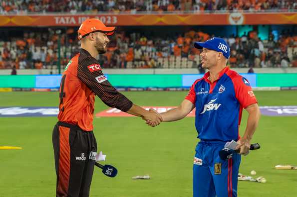 Both DC and SRH are languishing at the bottom of the points table Both DC and SRH are languishing at the bottom of the points table