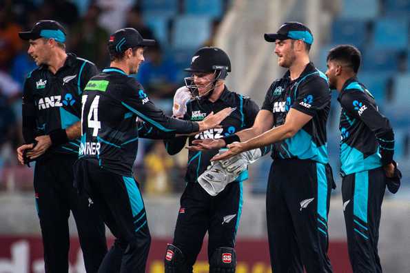 New Zealand won comfortably by 32 runs. New Zealand won comfortably by 32 runs.
