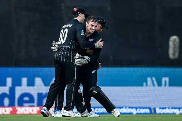 New Zealand struck at regular intervals to hurt Bangladesh. New Zealand struck at regular intervals to hurt Bangladesh.