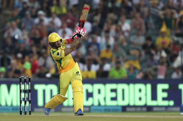Faf du Plessis hit seven fours and three sixes in his 29-ball 57 Faf du Plessis hit seven fours and three sixes in his 29-ball 57