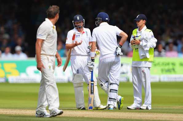 Australia and England will be eager to draw first blood, but rain may have the final say.