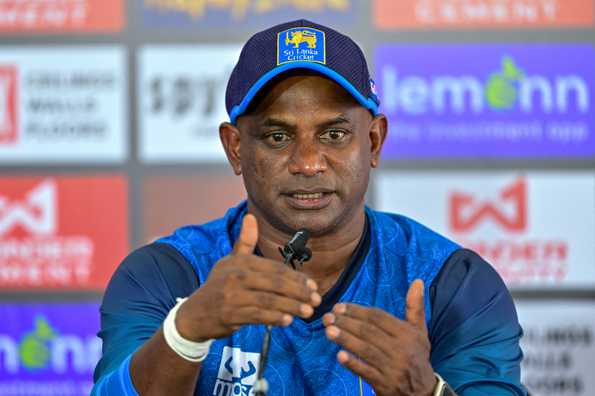Sanath Jayasuriya acknowledged that the fans had every right to be discontent following his team's recent performances Sanath Jayasuriya acknowledged that the fans had every right to be discontent following his team's recent performances