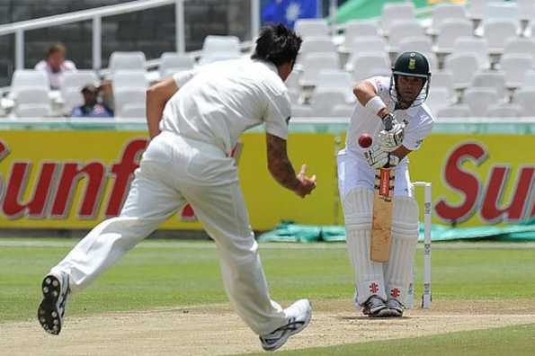 South African cricketer Jacques Rudolph plays a shot as Australian Mitchell Johnson tries to catch him out on day 2 of the 1st Test against Australia at Newlands Stadium in Cape Town on November 10. Australian cricket must make ruthless decisions about its aging side in the wake of the team's shattering defeat to South Africa in three days in Cape Town, Australian newspapers said Saturday. South African cricketer Jacques Rudolph plays a shot as Australian Mitchell Johnson tries to catch him out on day 2 of the 1st Test against Australia at Newlands Stadium in Cape Town on November 10. Australian cricket must make ruthless decisions about its aging side in the wake of the team's shattering defeat to South Africa in three days in Cape Town, Australian newspapers said Saturday.