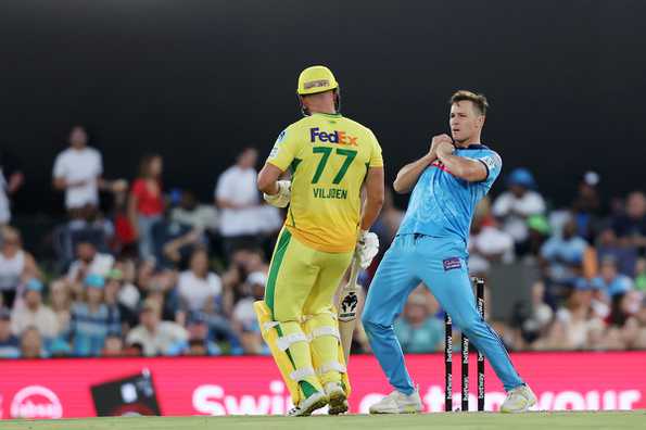 Migael Pretorius took 3 for 22 from his 4 overs. Migael Pretorius took 3 for 22 from his 4 overs.