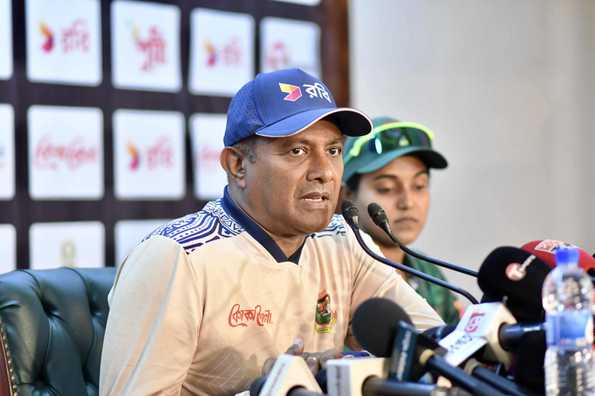 Hashan Tillakaratne was appointed as head coach back in October 2022 Hashan Tillakaratne was appointed as head coach back in October 2022