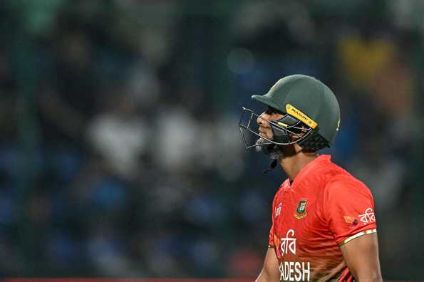 Mahmudullah represented Bangladesh in over 400 games. Mahmudullah represented Bangladesh in over 400 games.