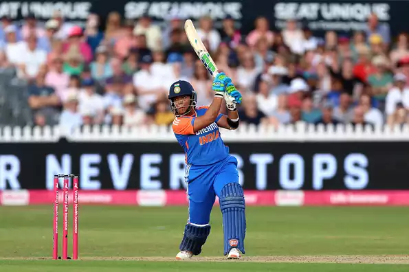 Amanjot Kaur hit nine fours on the way to an unbeaten 63 off 40 balls Amanjot Kaur hit nine fours on the way to an unbeaten 63 off 40 balls