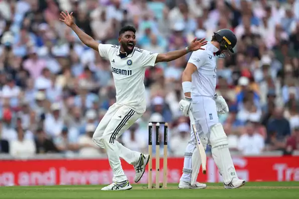 Siraj took three wickets in an extended spell. Siraj took three wickets in an extended spell.