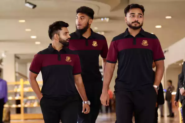Members of the Bangladesh national men's team were invited to the session.