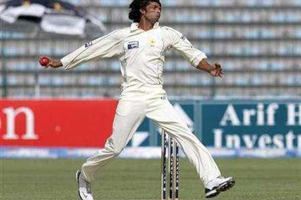 Asif was carrying a small quantity of hashish. Asif was carrying a small quantity of hashish.