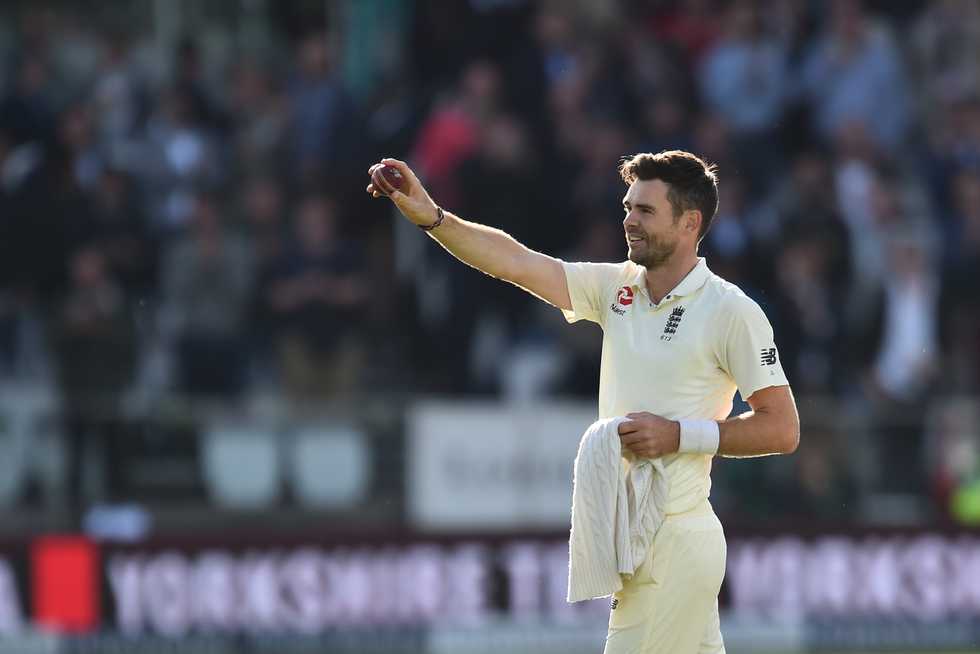 With his 6/40,Anderson became the oldest fast-bowler to take a Test five-wicket haul in Asia. With his 6/40,Anderson became the oldest fast-bowler to take a Test five-wicket haul in Asia.