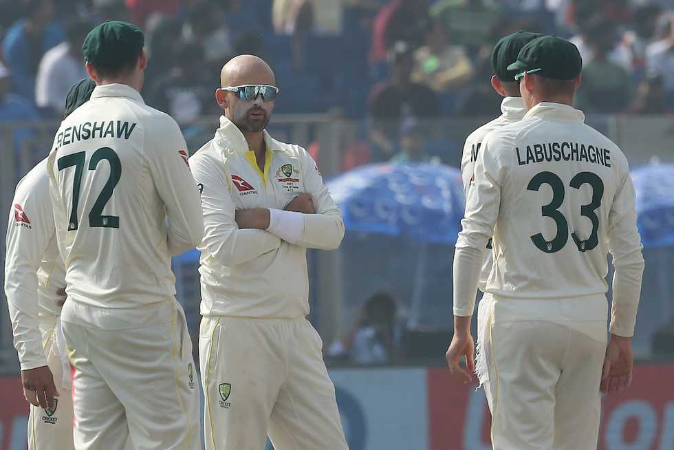 Nathan Lyon's fifer allowed Australia to take a 1-run lead in the first innings