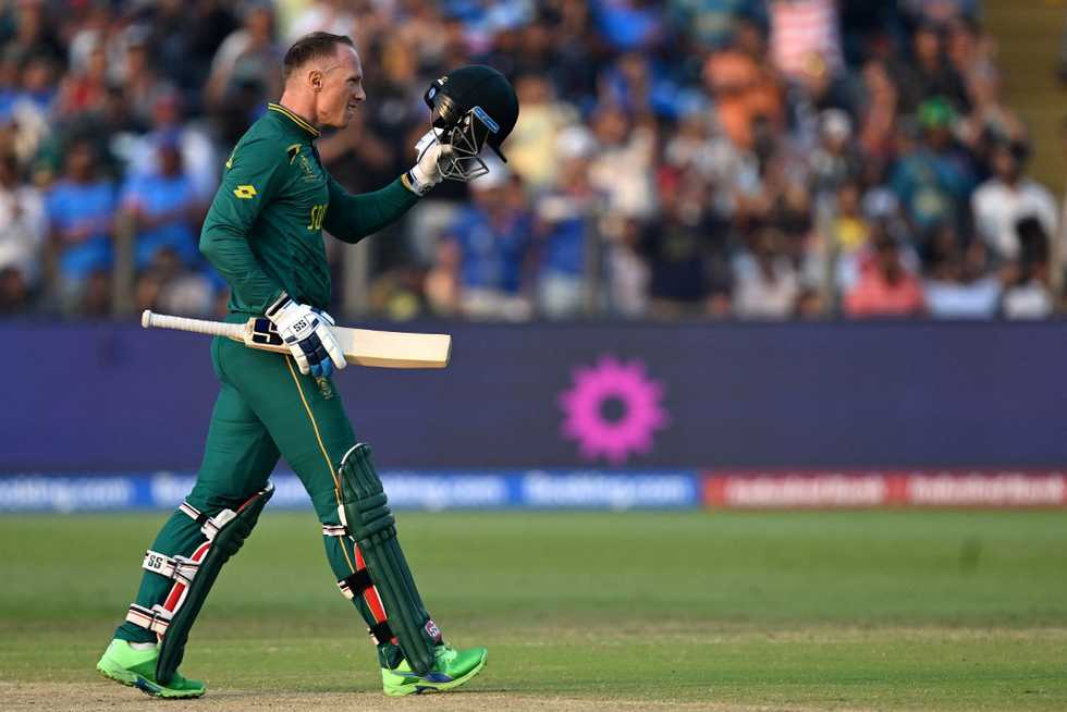 Van der Dussen's spiky angularity reaps runs and adds rectitude to South Africa's batting. Van der Dussen's spiky angularity reaps runs and adds rectitude to South Africa's batting.
